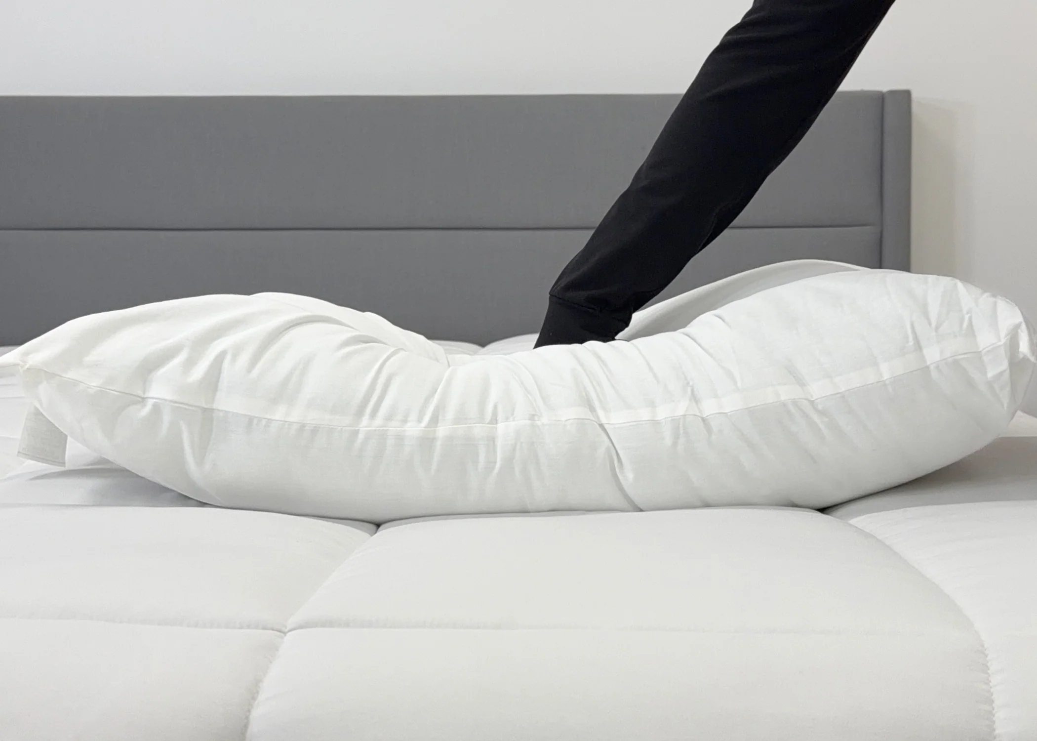 Envirosleep Gold Plus Pillow | Firm Polyester Fiber Fill - Image 4