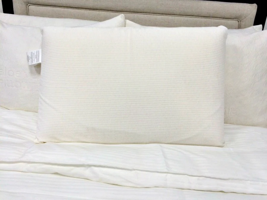 Latex International Rejuvenite Classic High Profile Pillow - Image 4
